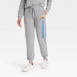 Women's Yosemite Graphic Jogger Pants - Gray